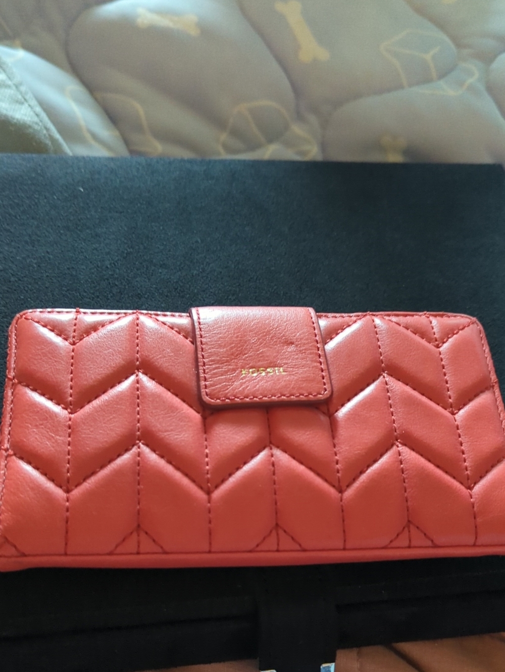 Fossil Quilted Chevron Leather Wallet - Coral Pink